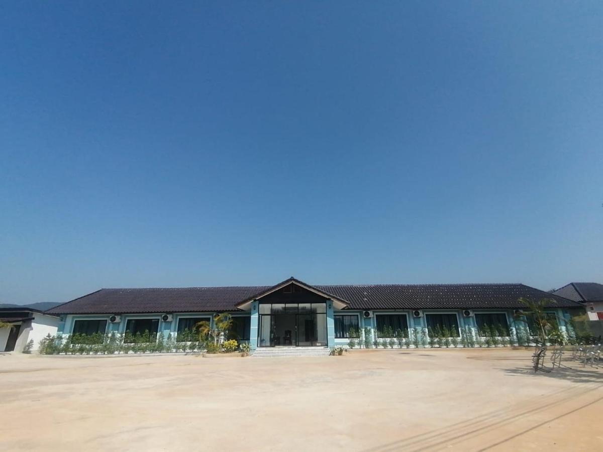 ເຮືອນພັກບີວີ Hotell Ban Thongchai-Tai Eksteriør bilde
