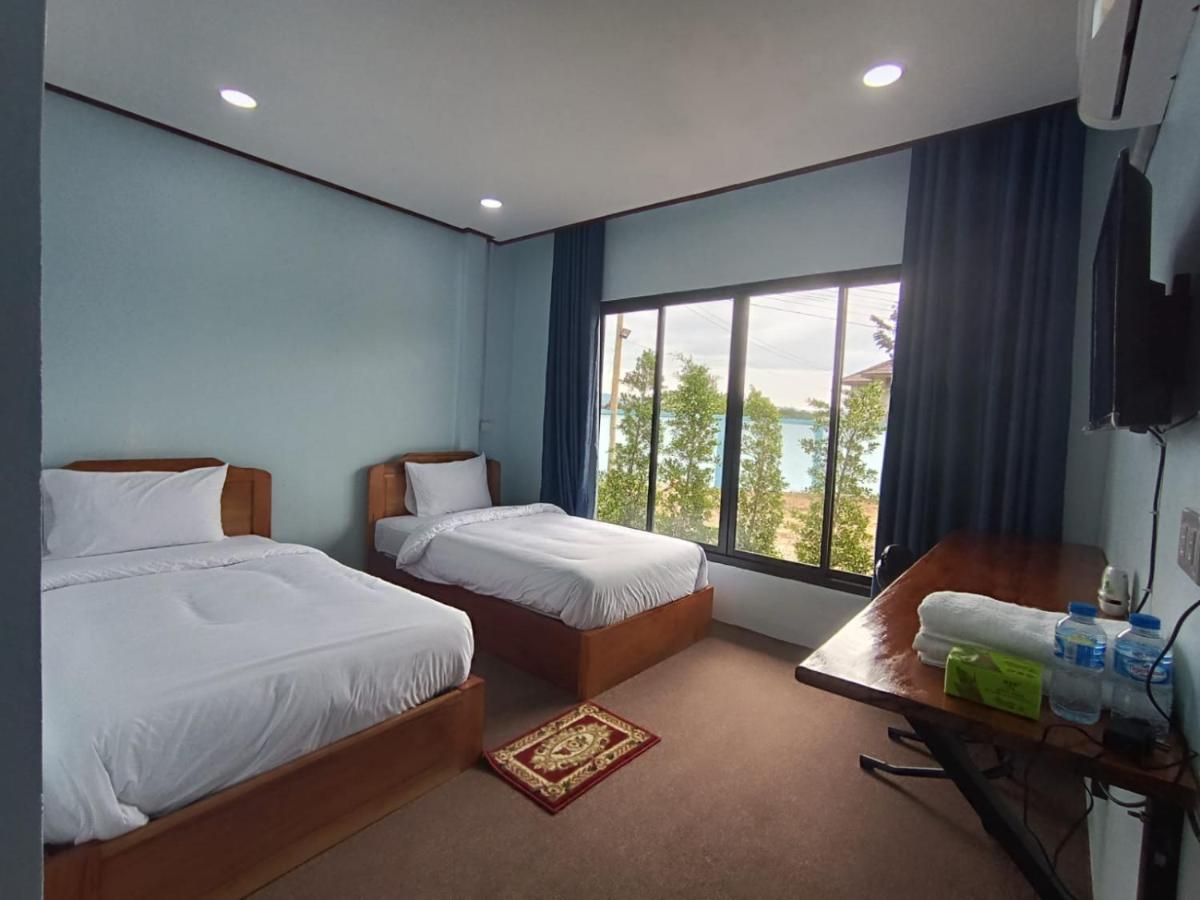 ເຮືອນພັກບີວີ Hotell Ban Thongchai-Tai Eksteriør bilde