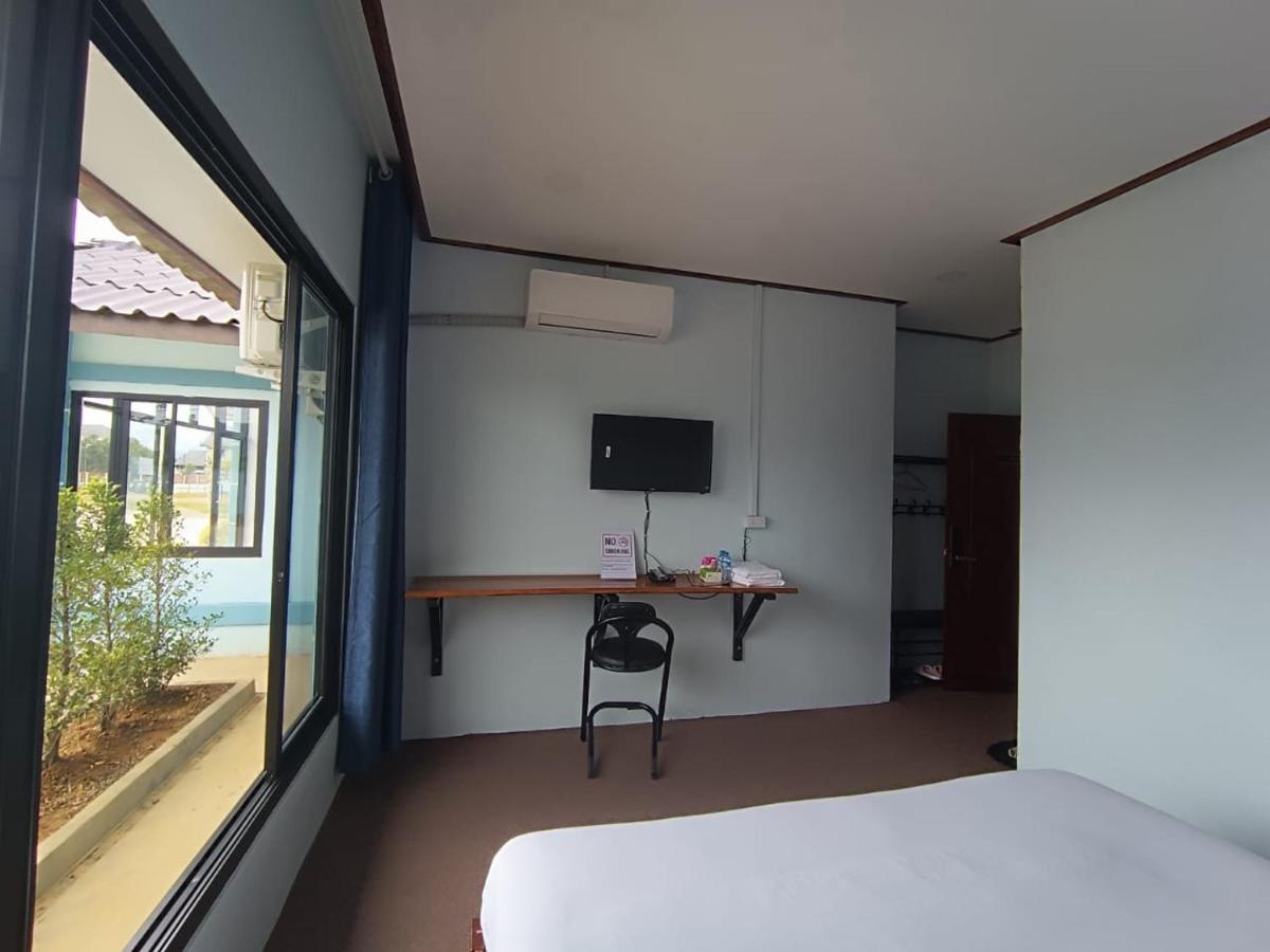 ເຮືອນພັກບີວີ Hotell Ban Thongchai-Tai Eksteriør bilde